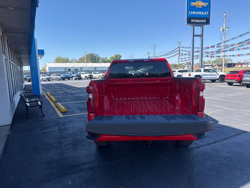 Used 2023 Chevrolet Silverado 1500 Custom AWD/4WD image 6