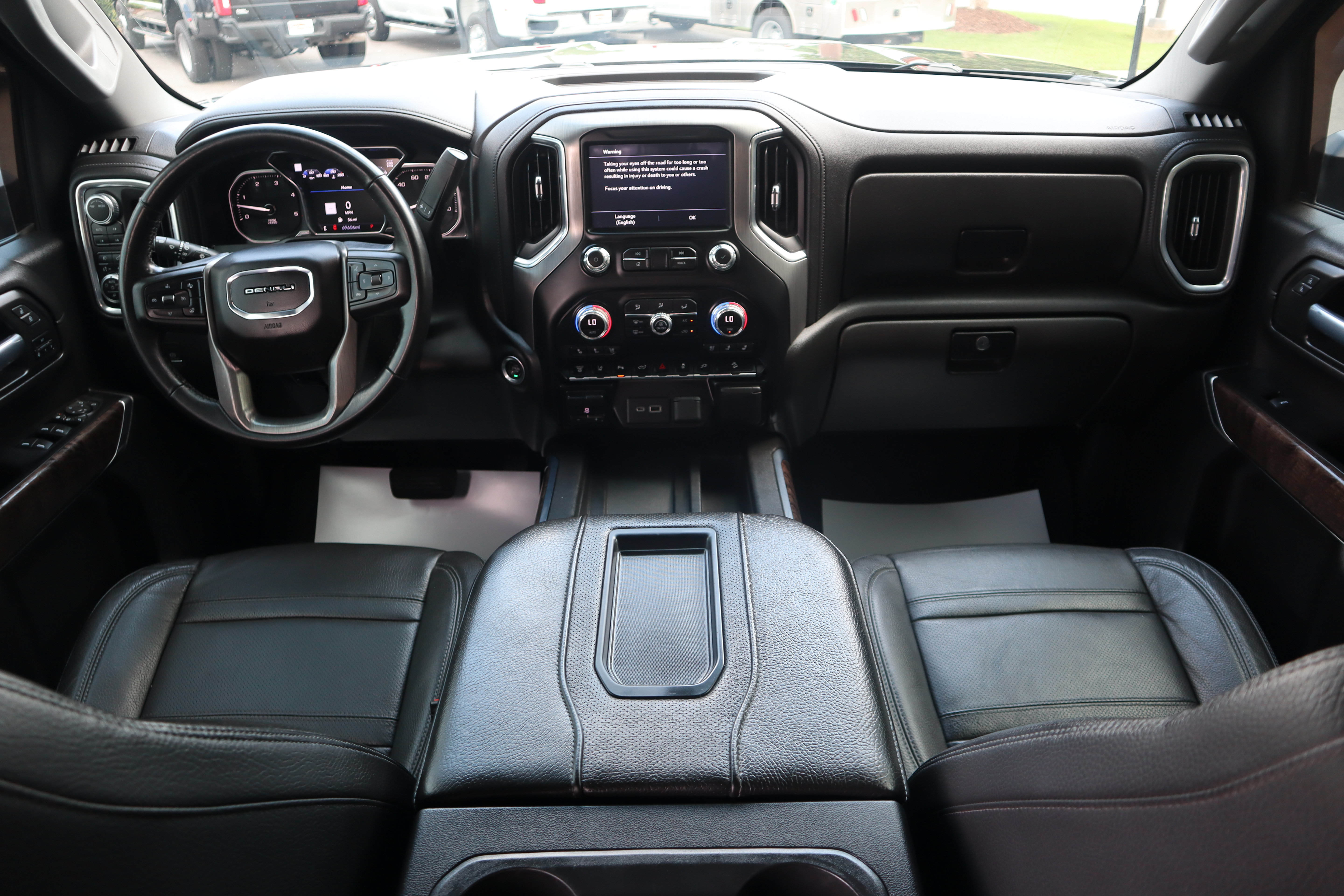 Used 2021 GMC Sierra 2500 Denali w/ Denali Ultimate Package AWD/4WD image 12