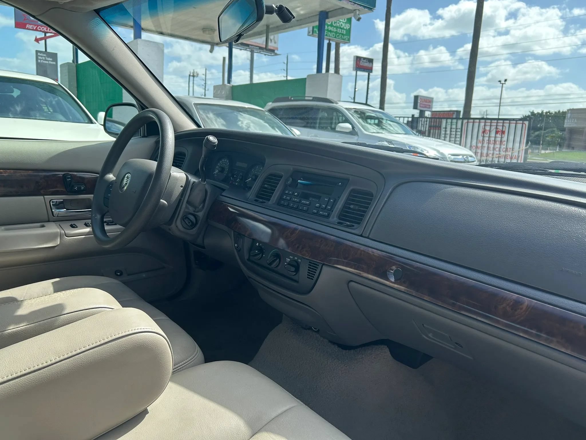 Used 2006 Mercury Grand Marquis GS RWD image 15