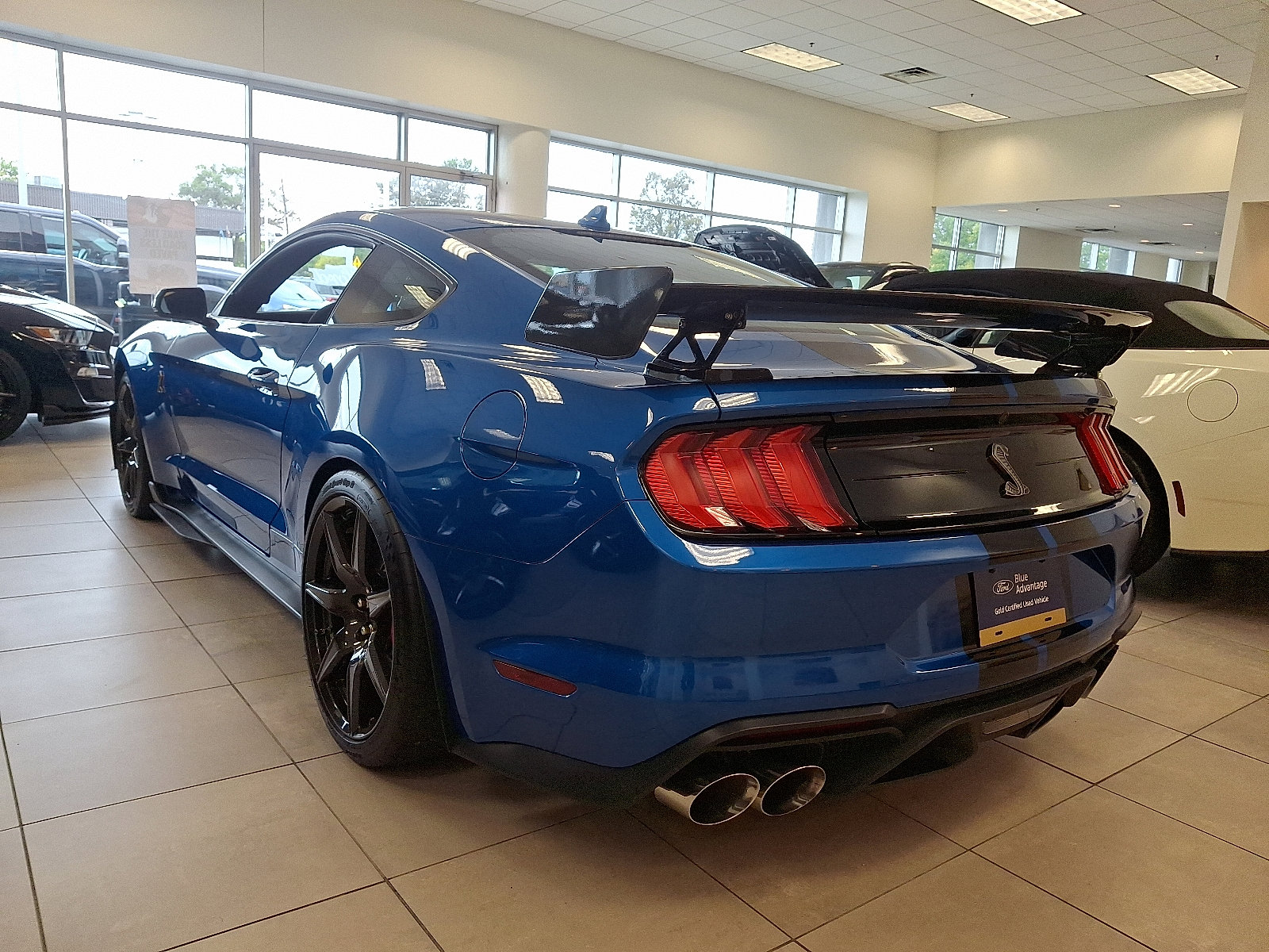 Certified 2021 Ford Mustang Shelby GT500 w/ Carbon Fiber Track Pack image 8