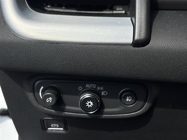 Certified 2023 GMC Terrain SLT w/ Elevation Edition FWD image 17