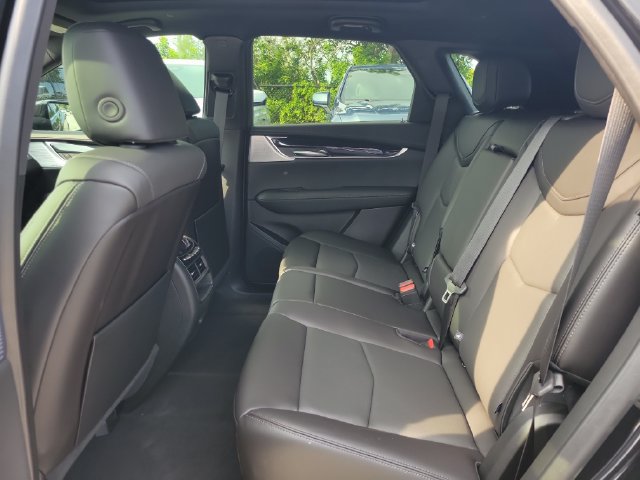 New 2026 Cadillac XT5 Premium Luxury w/ Driver Assist Package FWD image 6