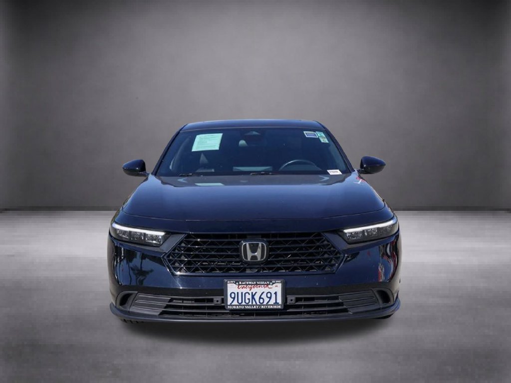 Used 2025 Honda Accord Sport image 9
