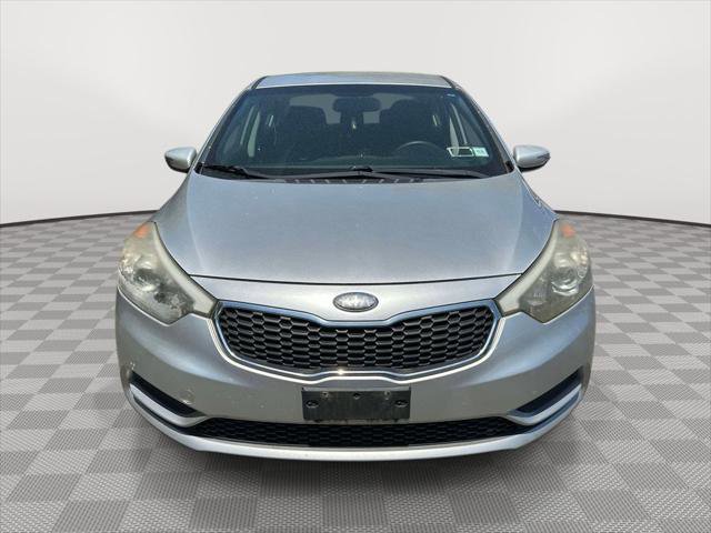 Used 2014 Kia Forte LX w/ Popular Package FWD image 2