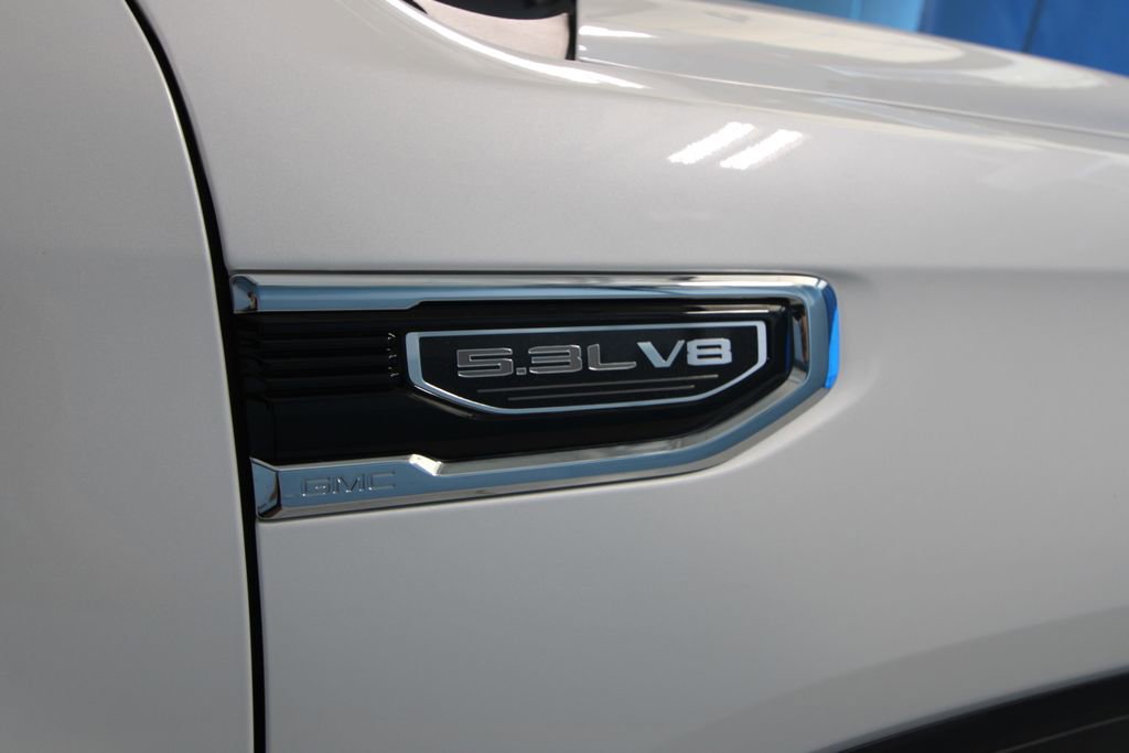 Used 2022 GMC Sierra 1500 SLT w/ SLT Premium Plus Package AWD/4WD image 39