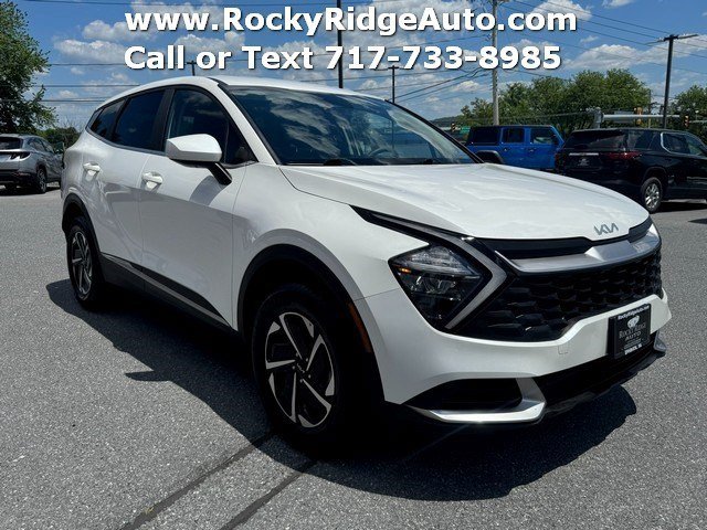 Used 2023 Kia Sportage LX AWD/4WD image 9
