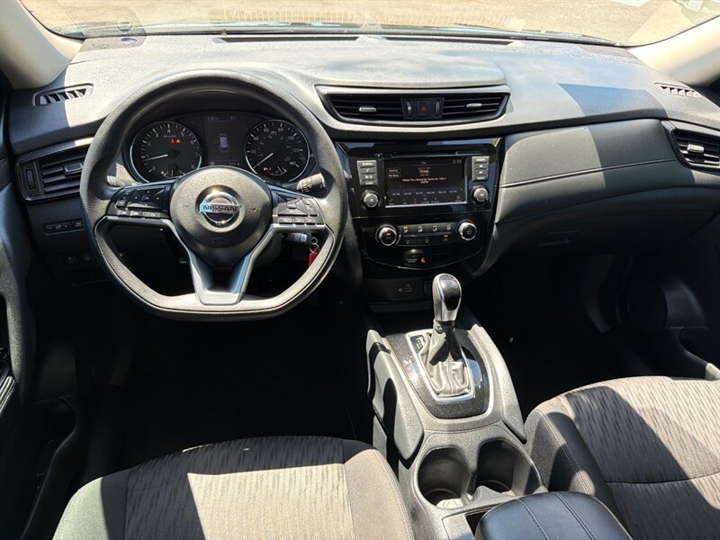 Used 2020 Nissan Rogue S FWD image 20