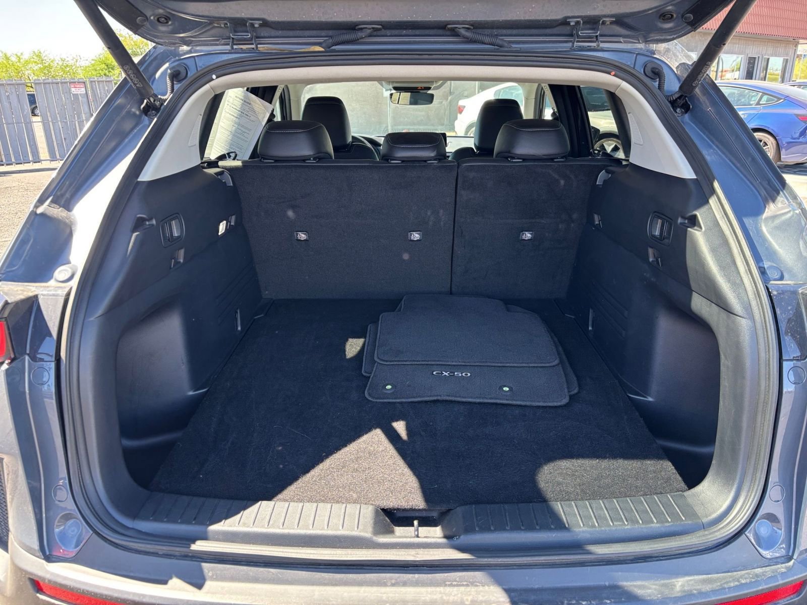 Used 2025 MAZDA CX-50 AWD 2.5 S w/ Premium Package image 33