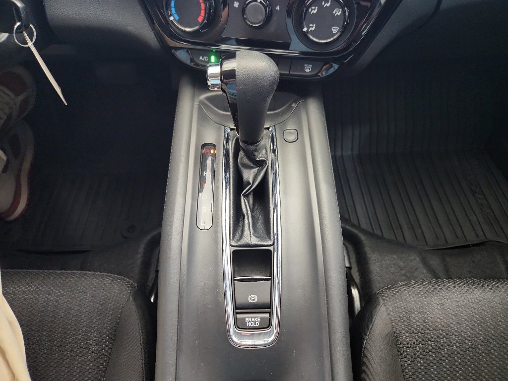 Used 2018 Honda HR-V LX image 20