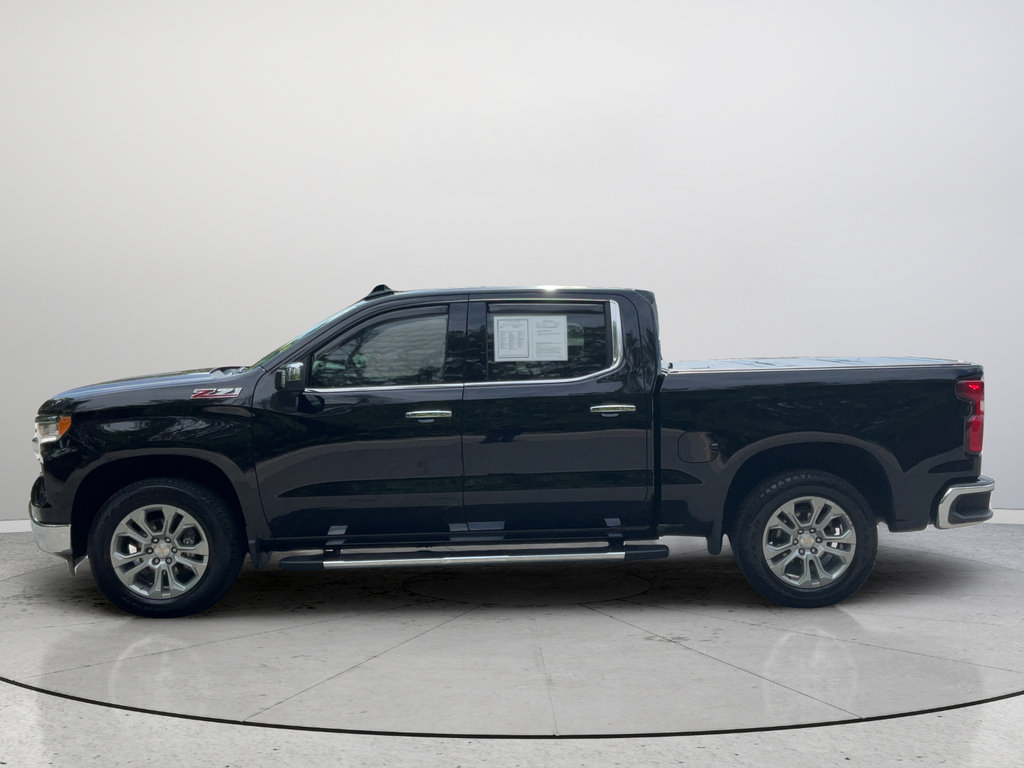 Certified 2024 Chevrolet Silverado 1500 LTZ w/ LTZ Premium Package AWD/4WD image 8