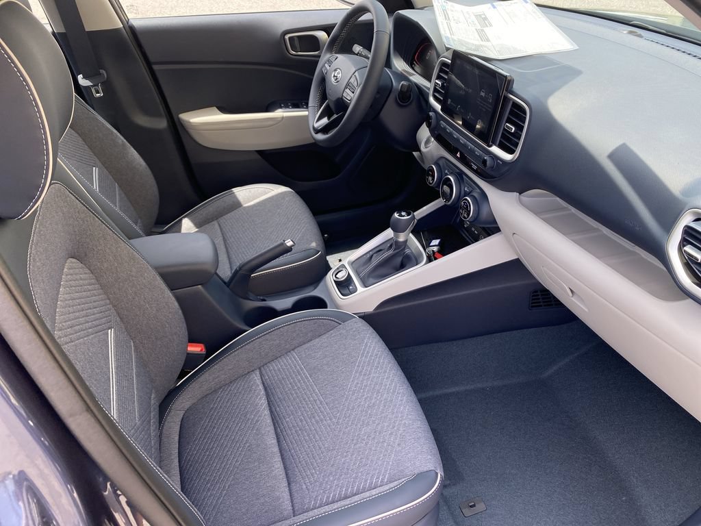 New 2026 Hyundai Venue SEL FWD image 30