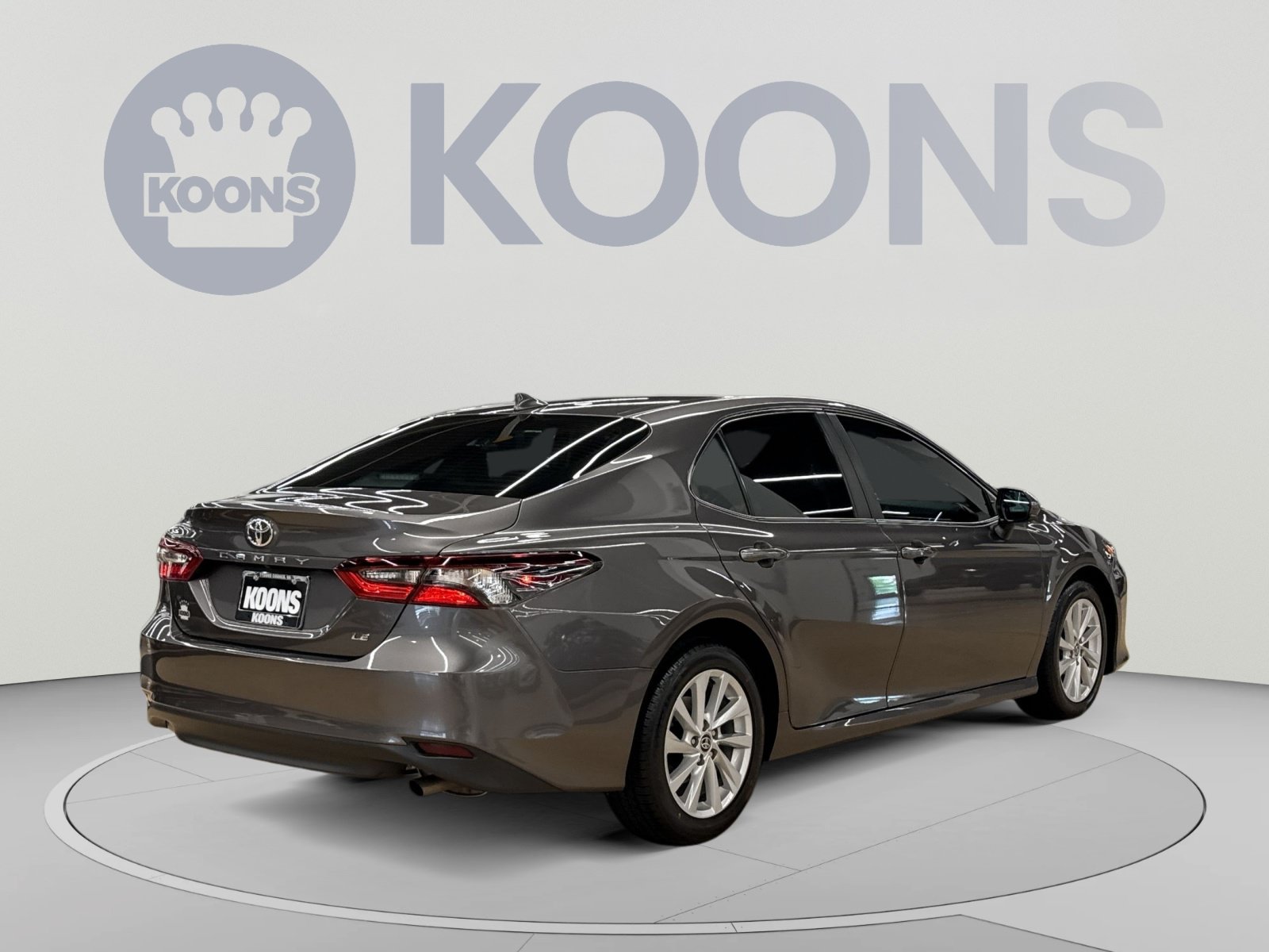 Used 2021 Toyota Camry LE FWD image 11