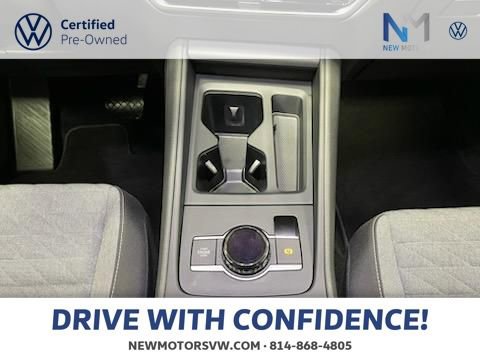 Used 2025 Volkswagen Tiguan S image 11