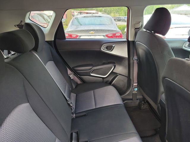 Used 2024 Kia Soul LX FWD image 30