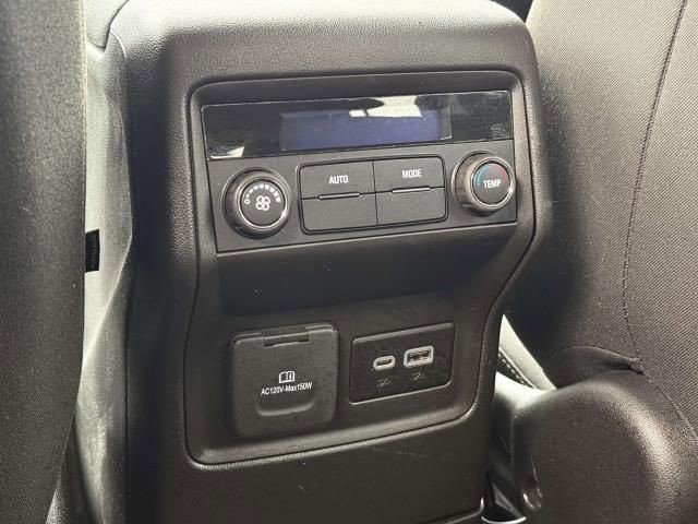 Certified 2023 GMC Acadia SLE w/ Driver Convenience Package image 26