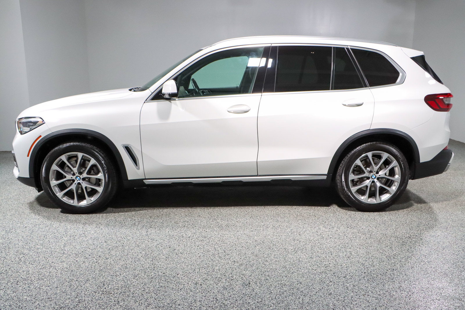 Used 2022 BMW X5 sDrive40i RWD image 10
