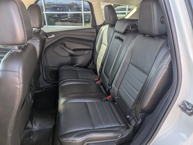 Used 2015 Ford Escape Titanium w/ Equipment Group 301A AWD/4WD image 28