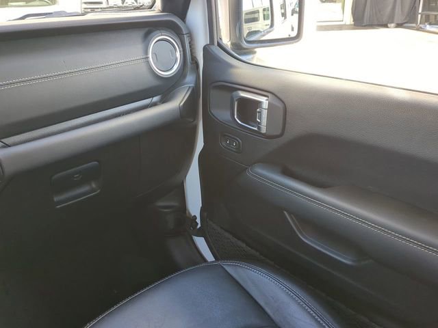 Certified 2023 Jeep Wrangler Sahara w/ Dual Top Group image 19