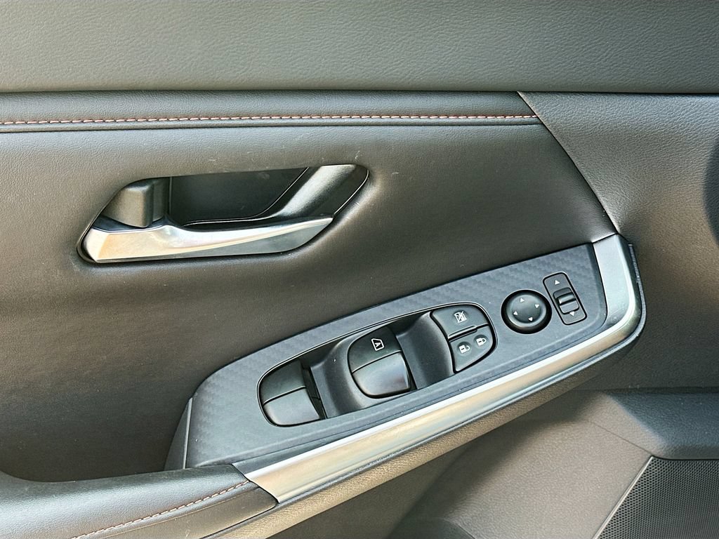 Used 2024 Nissan Sentra SR FWD image 23