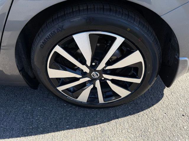 Certified 2021 Nissan Sentra SV w/ SV Premium Package image 9