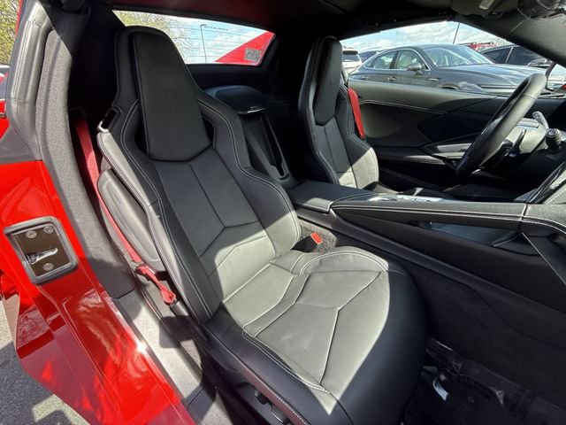 Used 2026 Chevrolet Corvette Stingray Convertible w/ Z51 Performance Package image 22