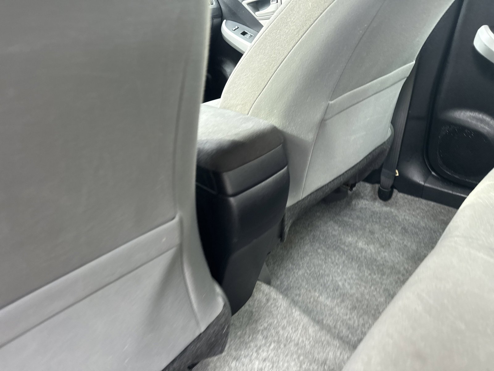 Used 2015 Toyota Prius Two image 21