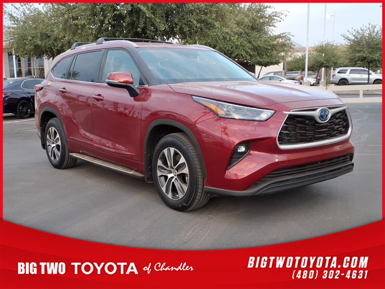 Used 2023 Toyota Highlander XLE w/ Protection Package #3 (TMS) AWD/4WD image 1