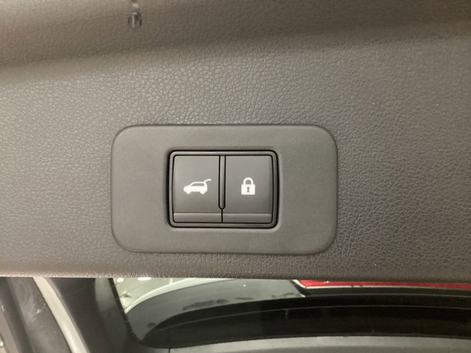 Used 2025 Nissan Murano Platinum w/ Cargo Package AWD/4WD image 19