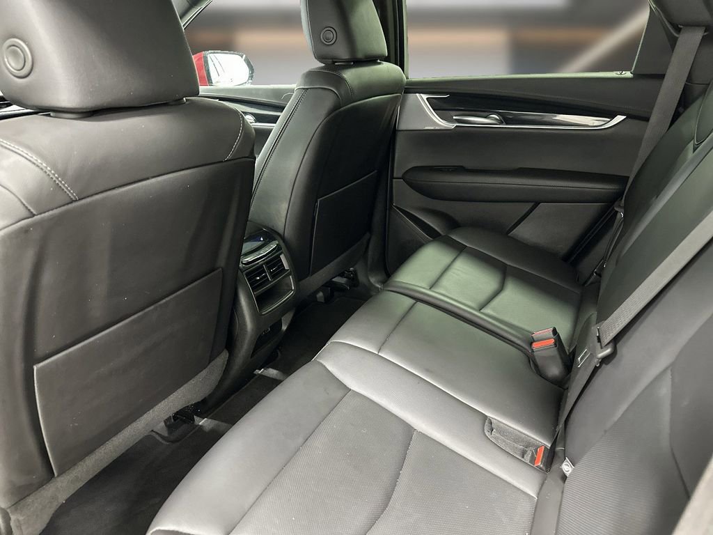 Used 2024 Cadillac XT5 Premium Luxury image 12