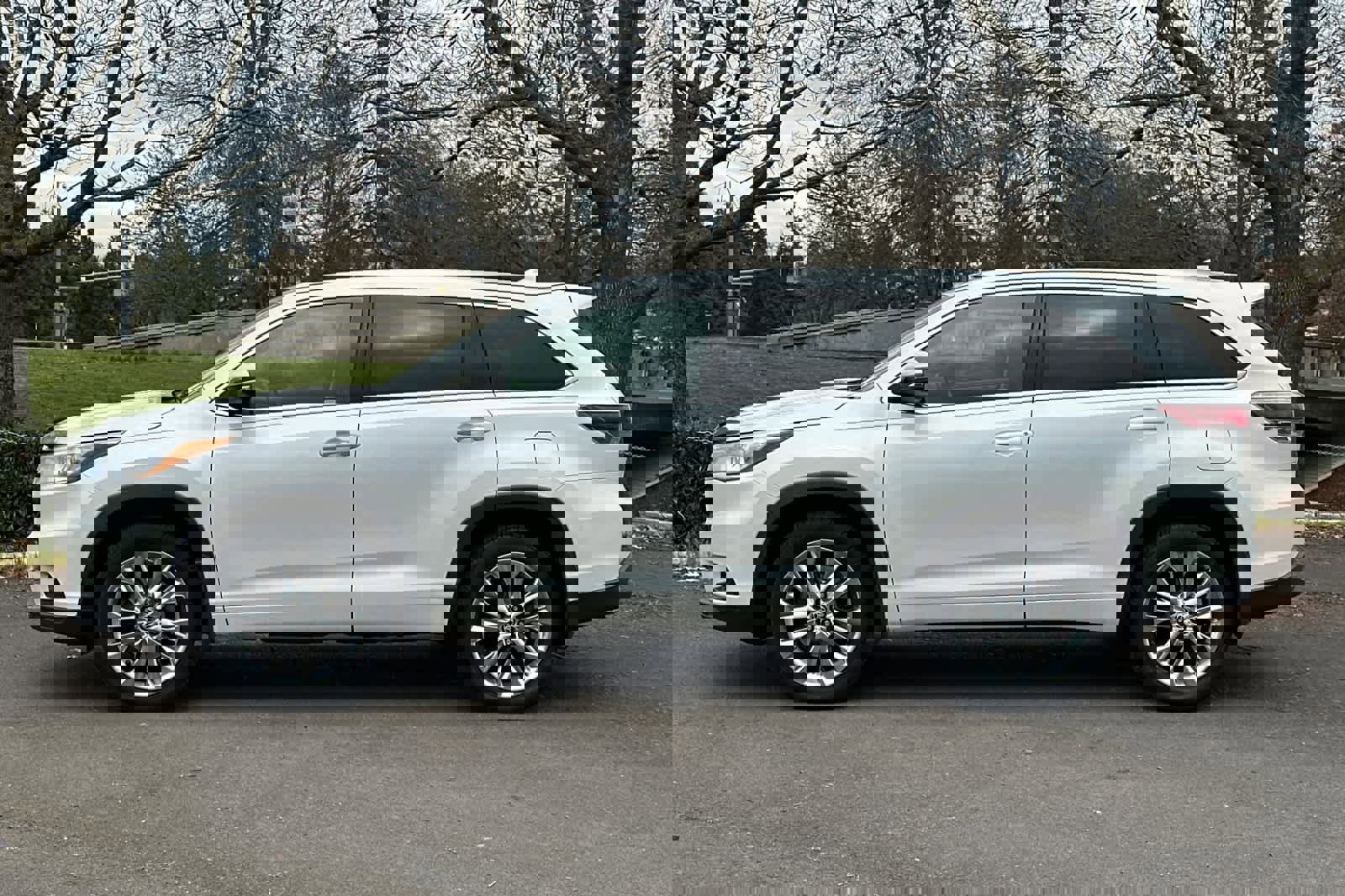 Used 2015 Toyota Highlander XLE image 5