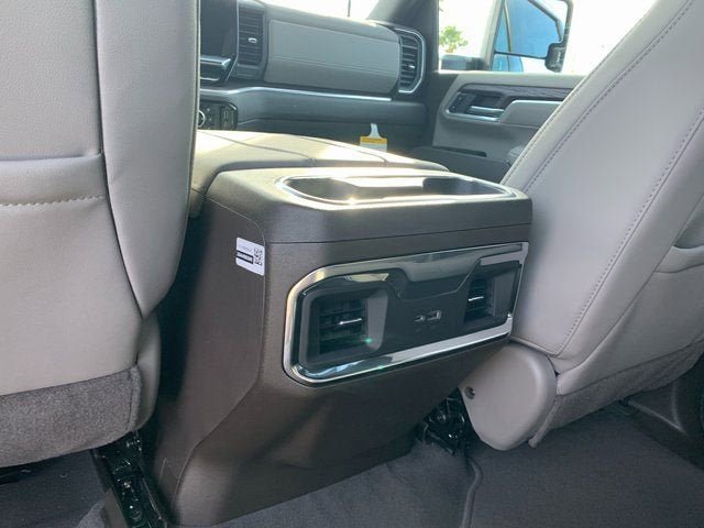 New 2026 GMC Sierra 3500 SLT w/ SLT Convenience Package AWD/4WD image 14