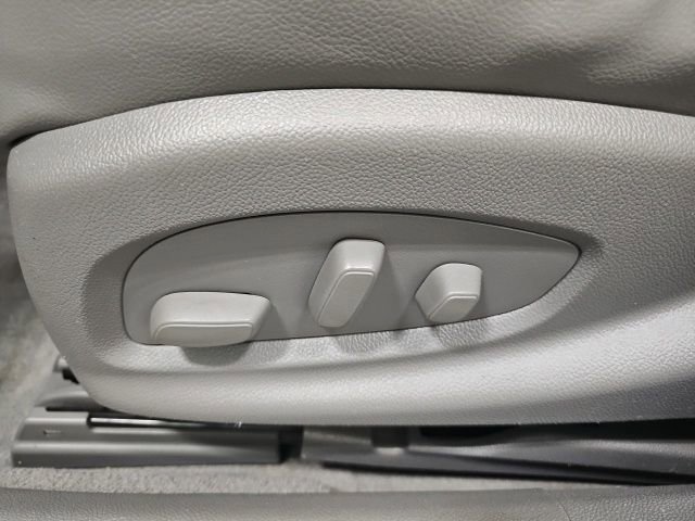 Used 2017 Chevrolet Impala Premier image 15