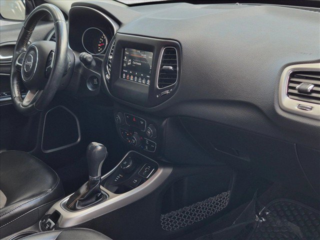 Used 2018 Jeep Compass Latitude w/ Popular Equipment Group AWD/4WD image 20