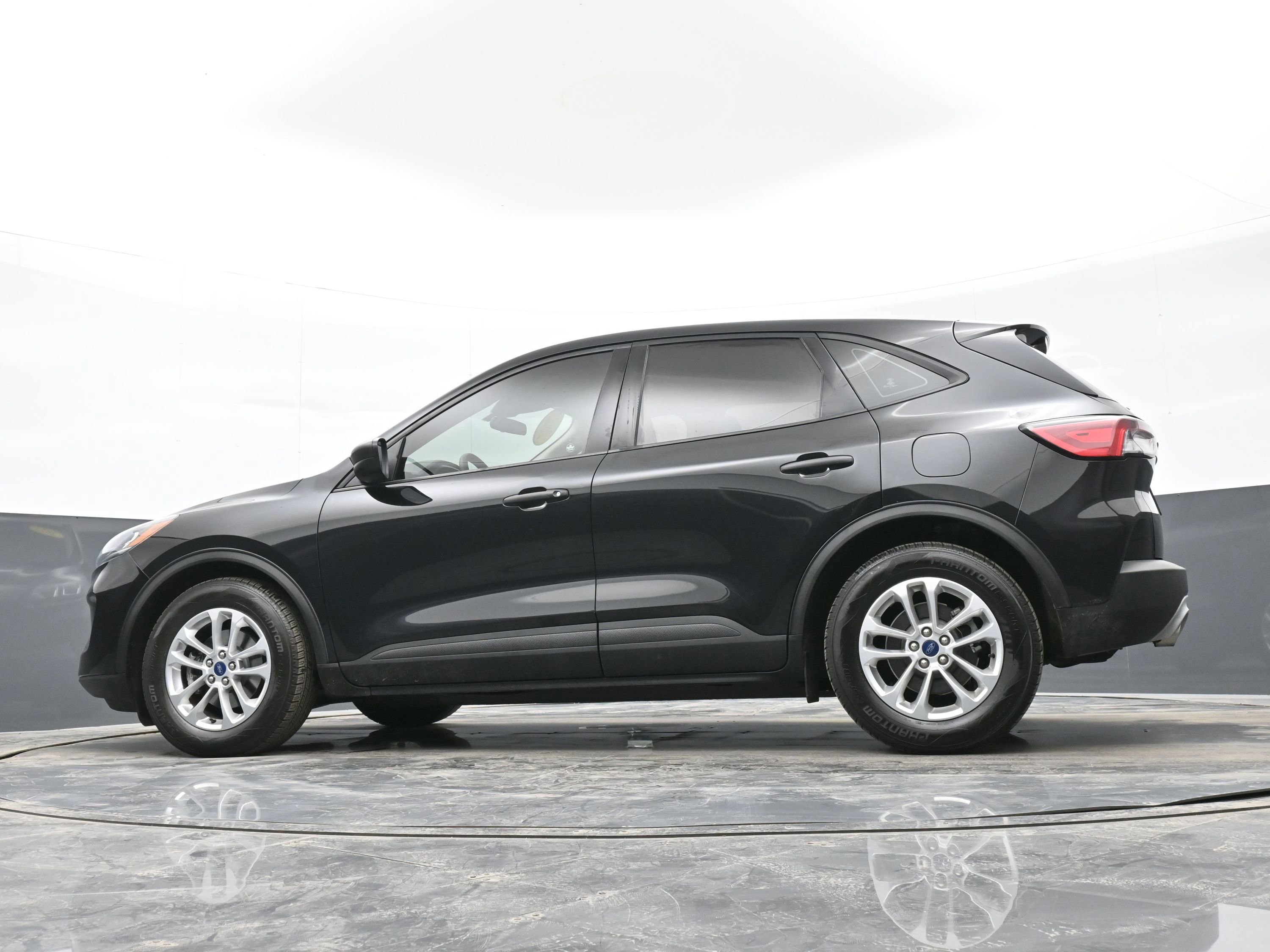 Used 2022 Ford Escape S image 41