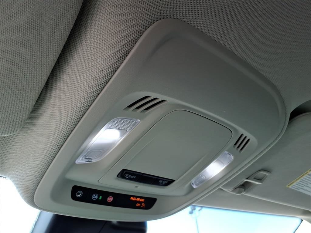 Used 2023 Buick Envision Essence FWD image 31