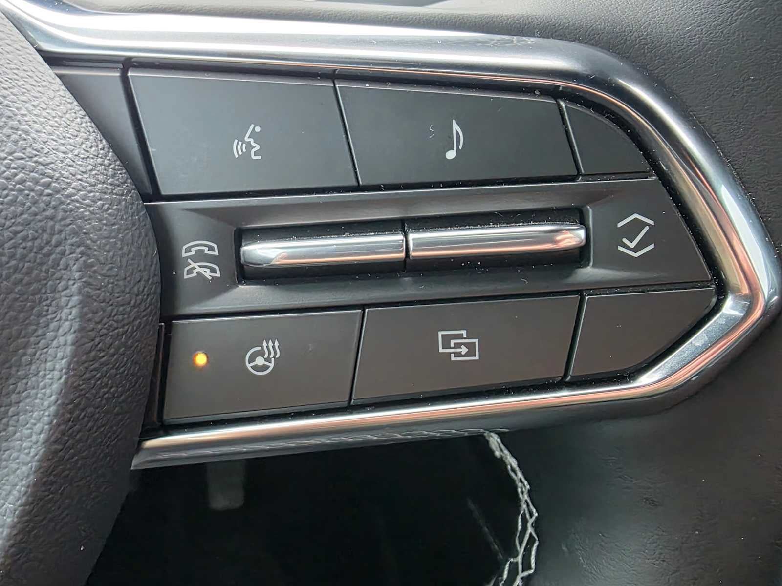 Used 2026 Chevrolet Traverse LT AWD/4WD image 32