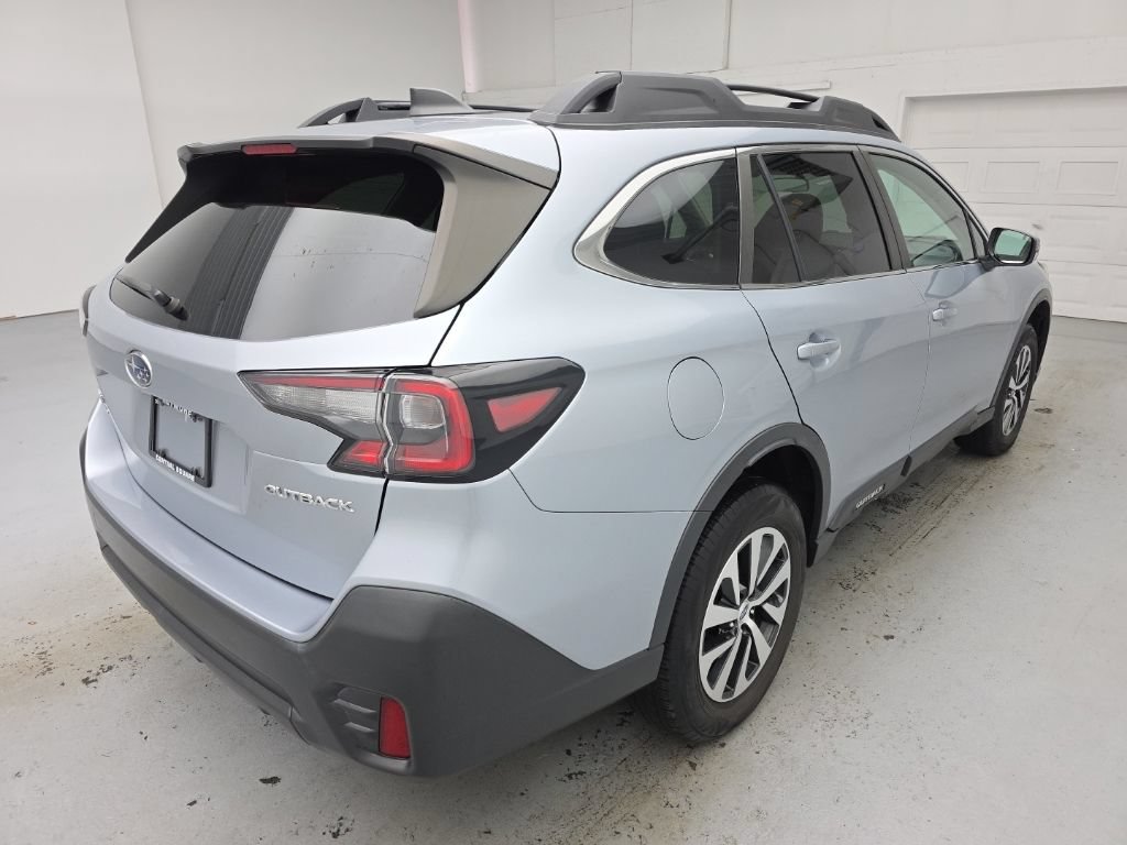 Used 2022 Subaru Outback Premium AWD/4WD image 8
