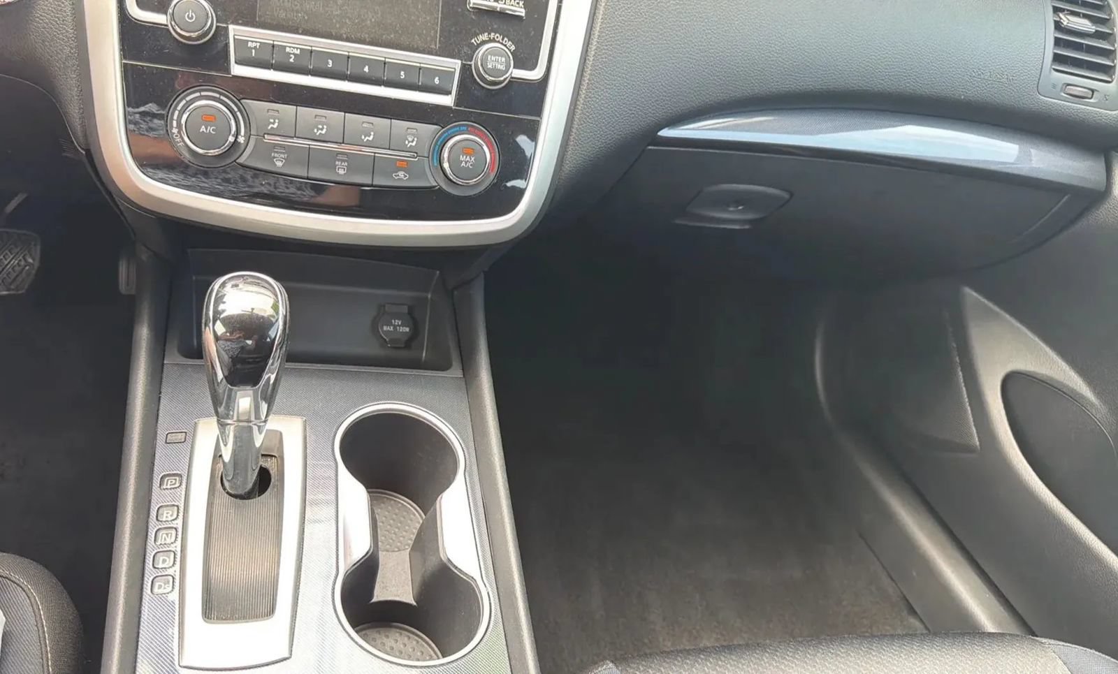 Used 2018 Nissan Altima 2.5 SR FWD image 18