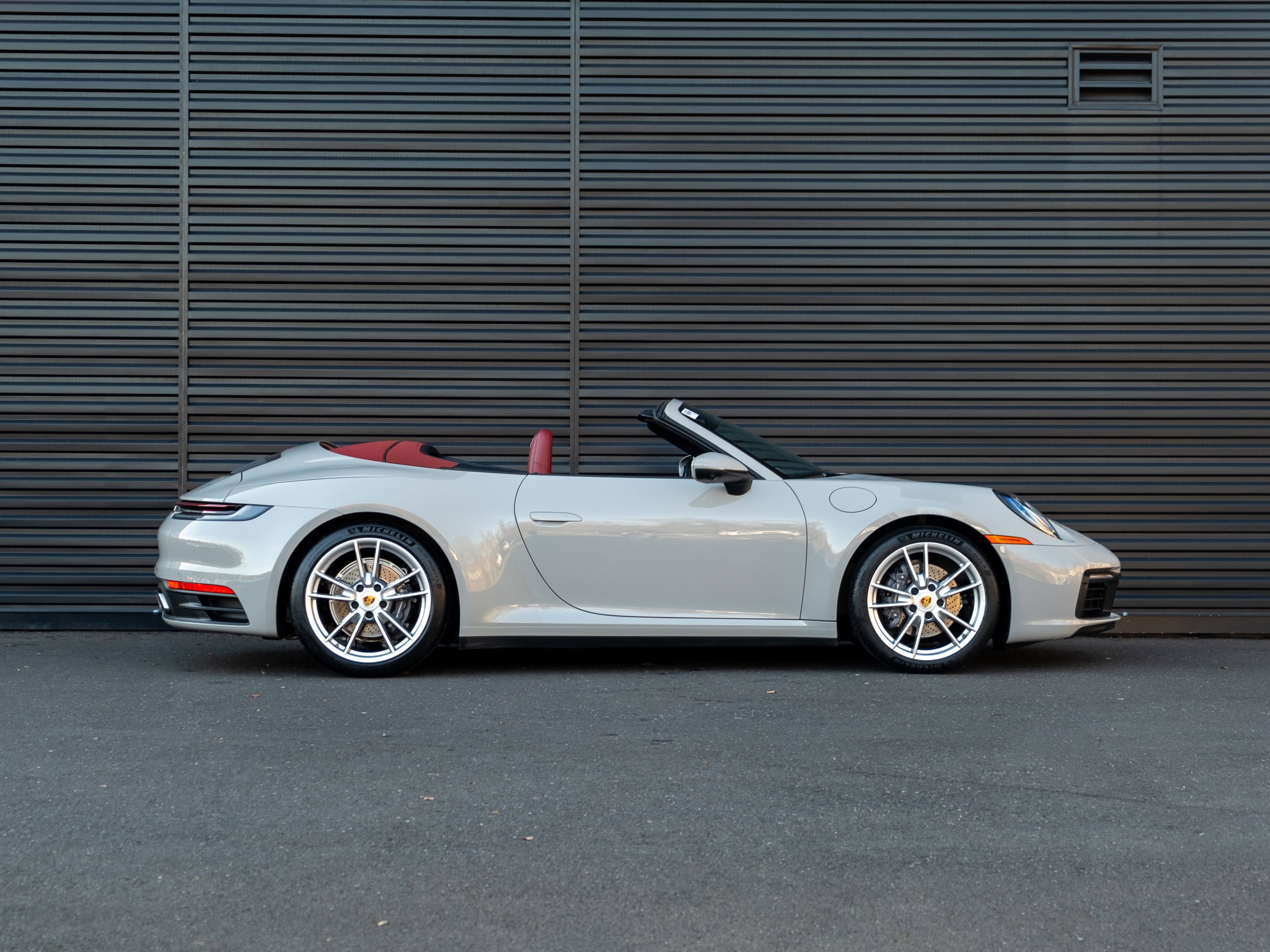 Certified 2021 Porsche 911 Carrera image 9
