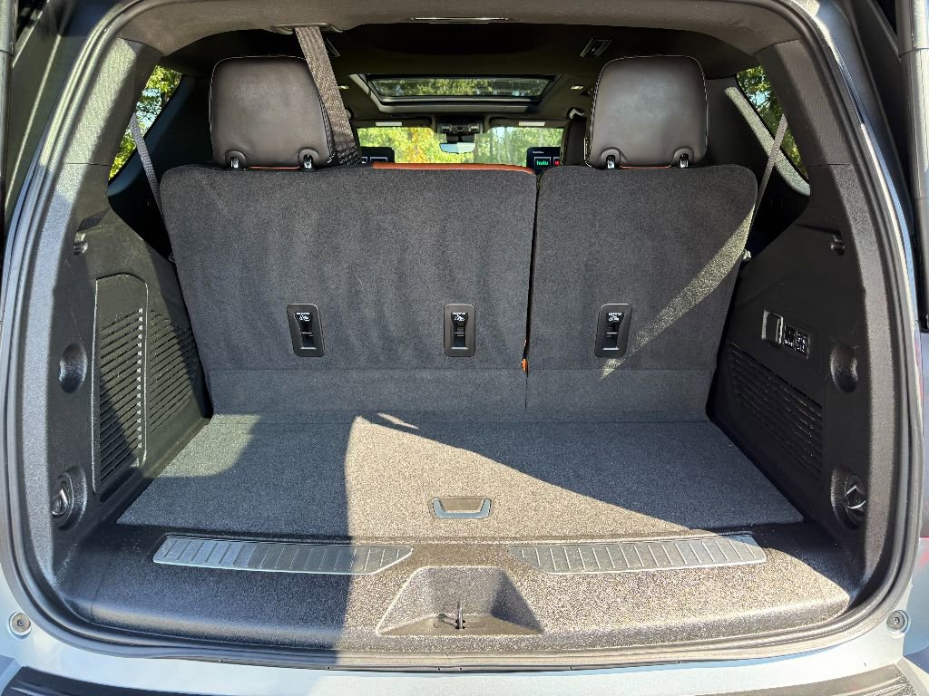Used 2024 GMC Yukon Denali Ultimate image 8