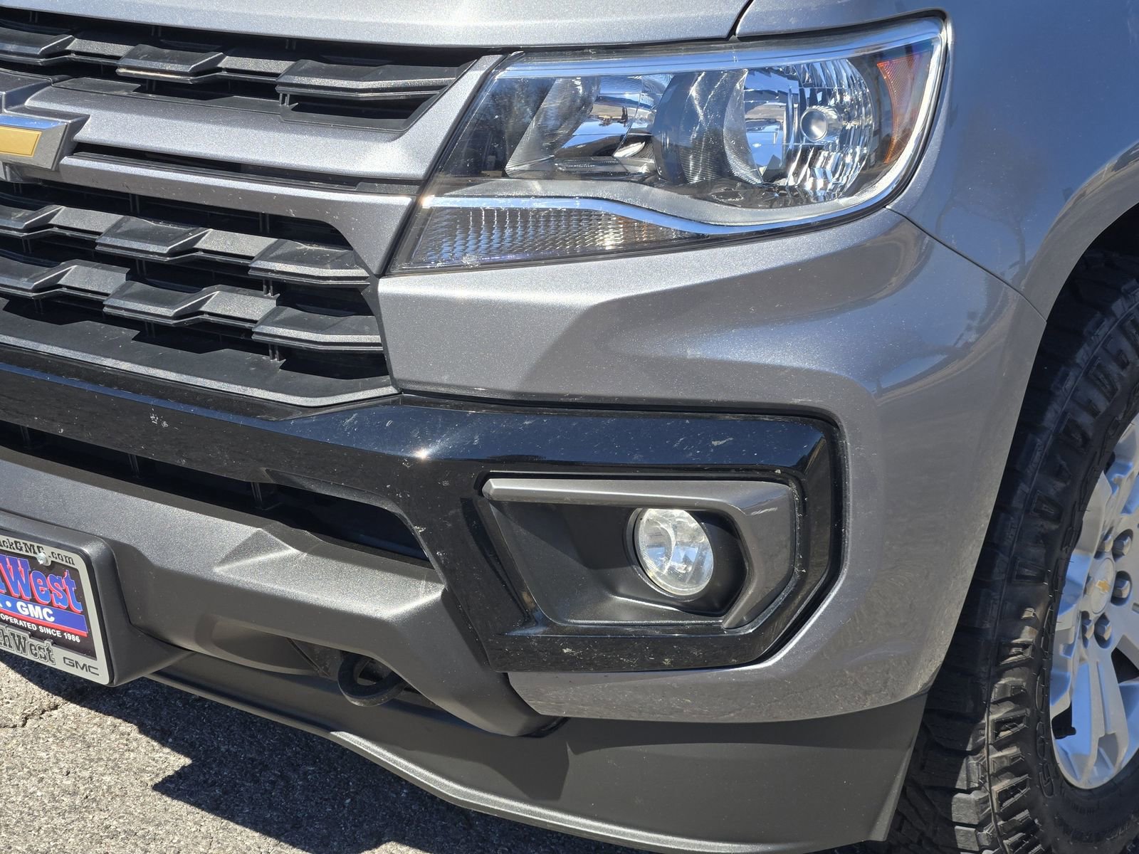 Used 2021 Chevrolet Colorado LT w/ LT Convenience Package image 11