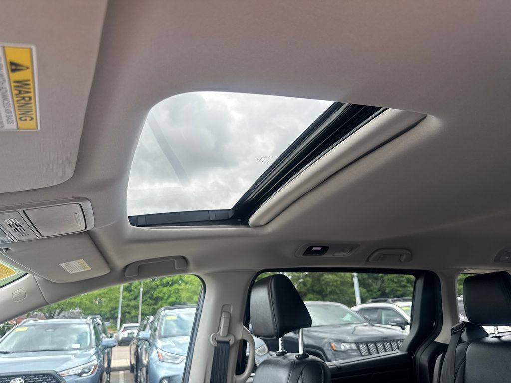 Used 2025 Honda Odyssey EX-L image 17