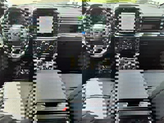 New 2025 Ford F150 Lariat w/ Equipment Group 501A Mid image 9