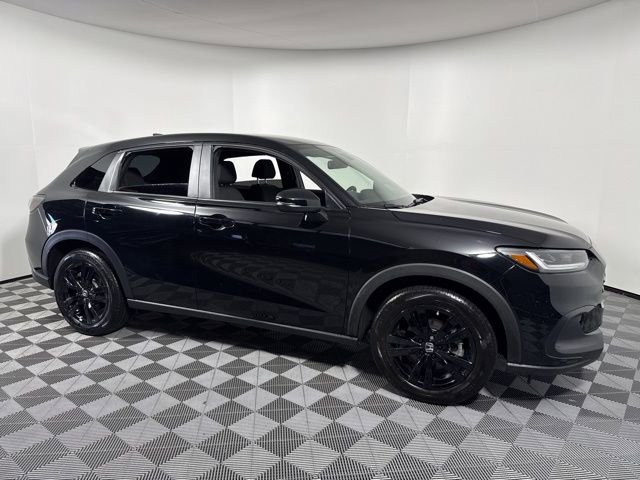 Used 2026 Honda HR-V Sport image 9