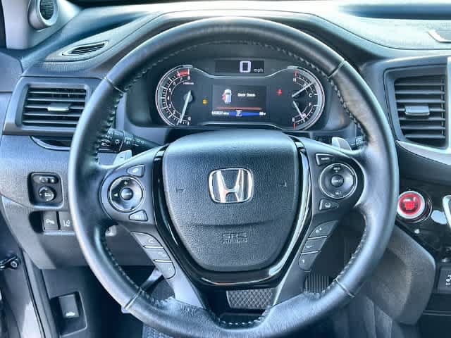 Used 2016 Honda Pilot Touring image 17
