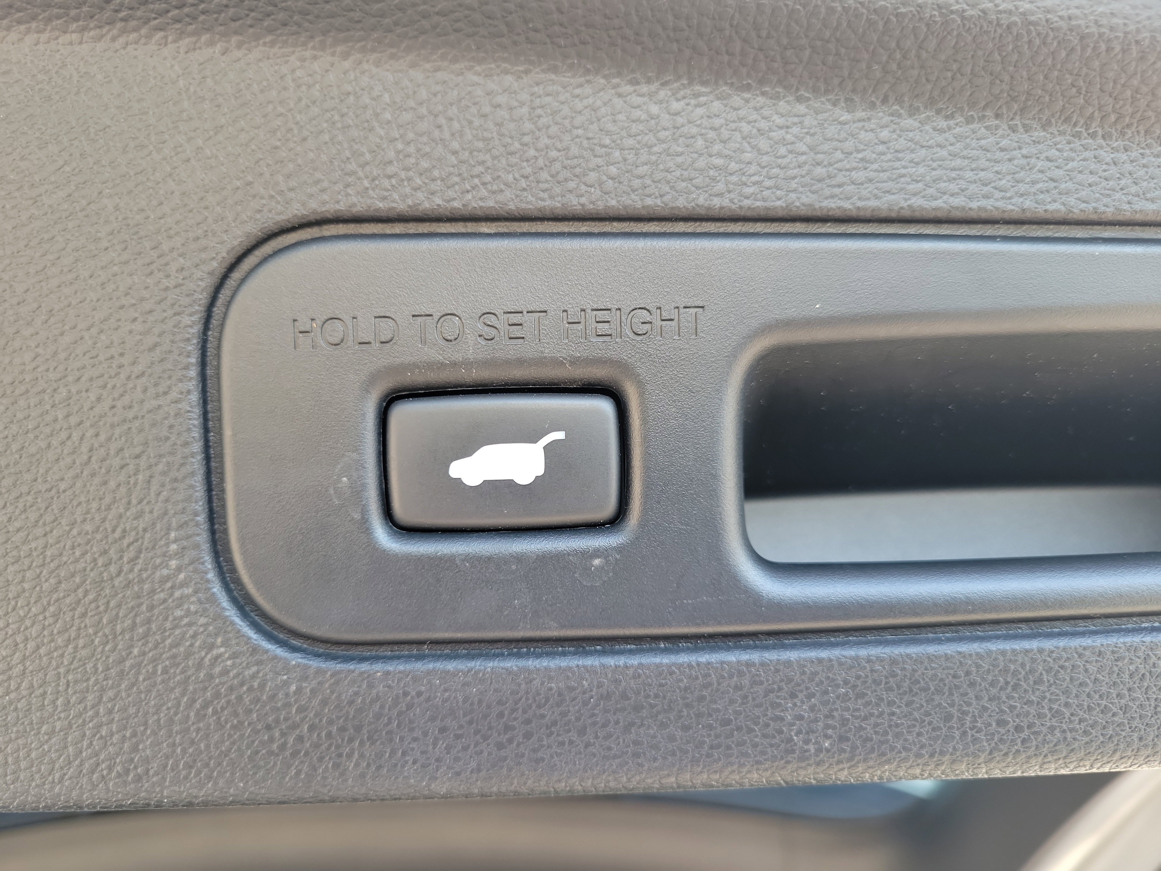 Used 2022 Acura MDX SH-AWD w/ Technology Package image 29