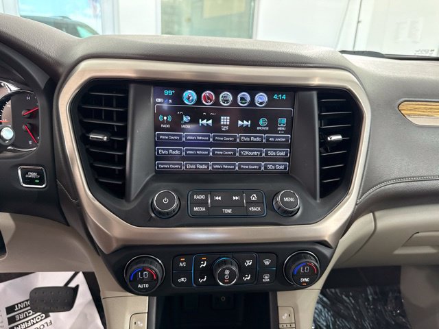 Used 2017 GMC Acadia Denali w/ Technology Package FWD image 25