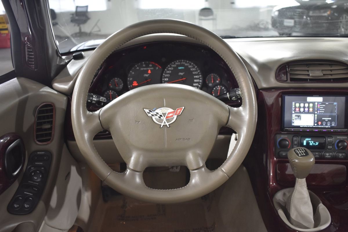 Used 2003 Chevrolet Corvette Convertible w/ Preferred Equipment Group1 image 14