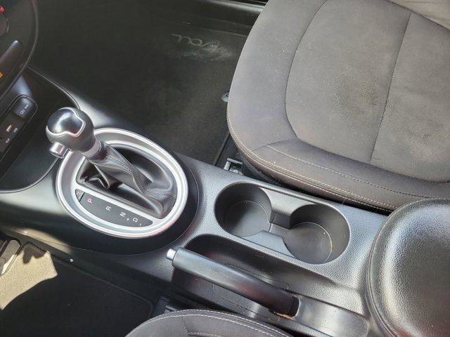 Used 2019 Kia Soul FWD image 29