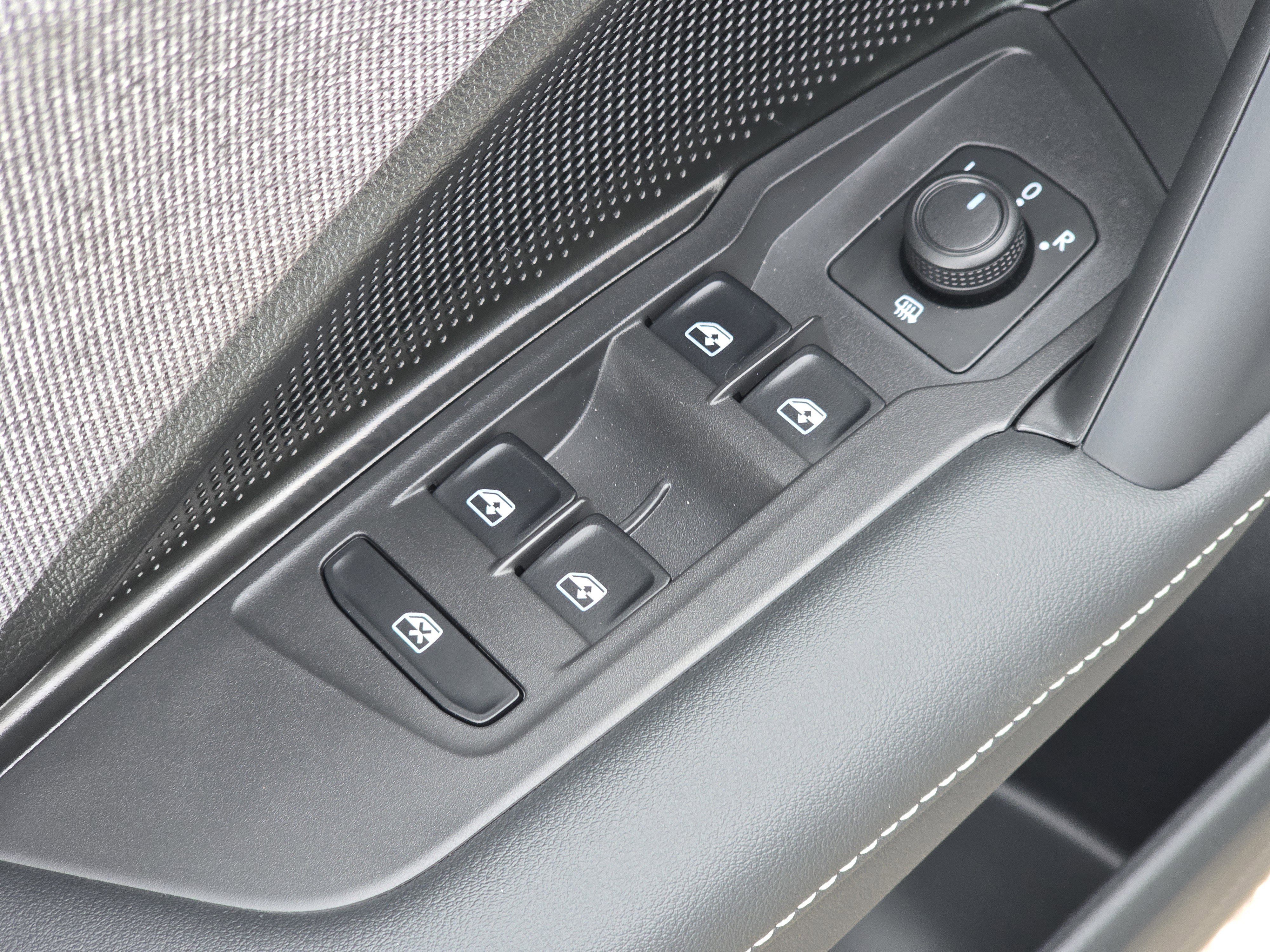 New 2026 Volkswagen Tiguan S AWD/4WD image 23